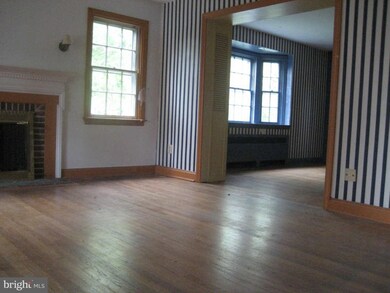 3708 Monterey Rd, Baltimore, MD 21218 - photo 2