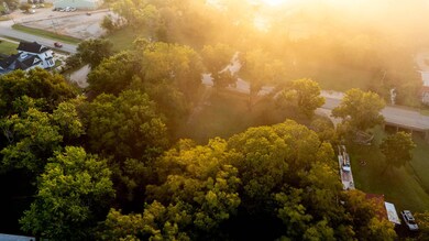 City lot in Birchtree MO002