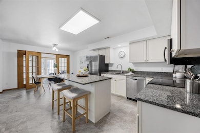 15 Camborne Cir, Iowa City, IA 52245 - photo 5