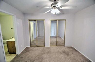 bedroom 1-pic 2