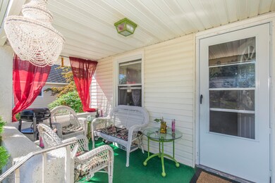 Ralaxing Front Porch