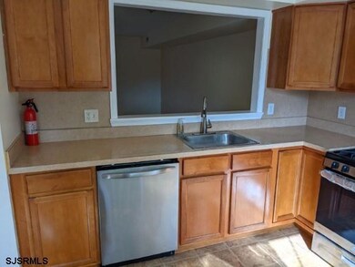 27 Oyster Bay Rd unit 27 b, Absecon, NJ 08201 - photo 3