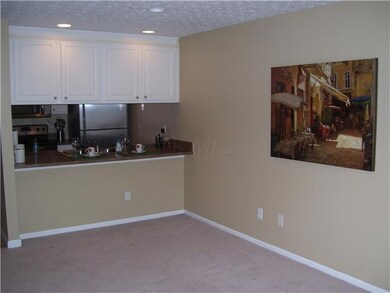 Living Room 2.jpg