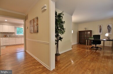 4628 Timber Ridge Dr, Dumfries, VA 22025 - photo 5