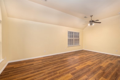 1302 Red Deer Way, Arlington, TX 76002 - photo 7