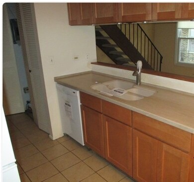 1284 Prairie Ave unit C, Glendale Heights, IL 60139 - photo 6