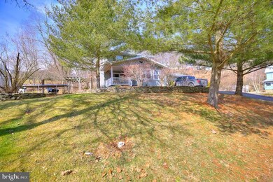 269 Bloom St, Bloomsburg, PA 17815 - photo 3