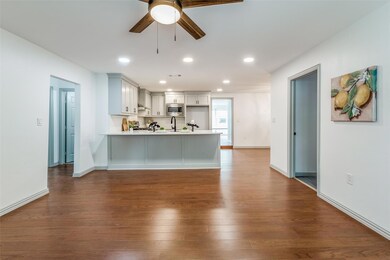 8525 Sussex Ct, Fort Worth, TX 76108 - photo 3