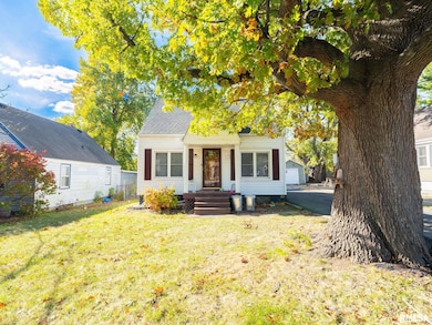 537 S Byron Ct, Peoria, IL 61604 - photo 2