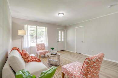 1419 Roberts Ave, Cleburne, TX 76033 - photo 4