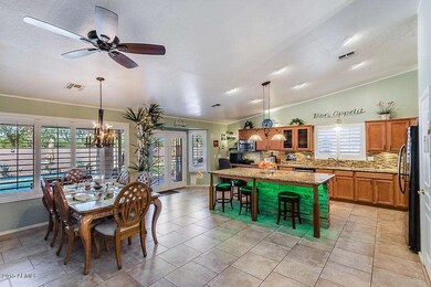 7824 S 16th kitch:dining 2
