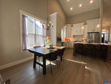 1624 York Butte Ave SE, Salem, OR 97306 - photo 6