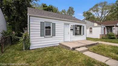 11211 Chalmers Ave, Warren, MI 48089 - photo 3