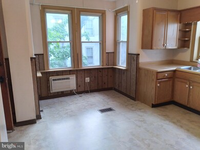 338 N Main St, Sellersville, PA 18960 - photo 5