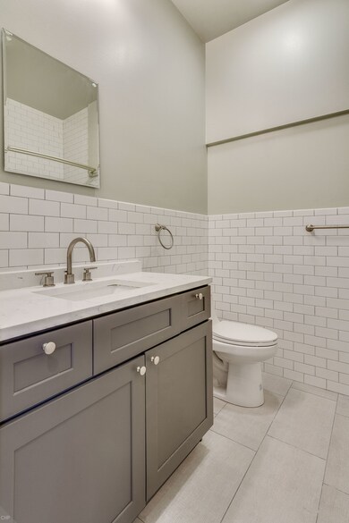 4527 S Evans Ave unit 3, Chicago, IL 60653 - photo 7