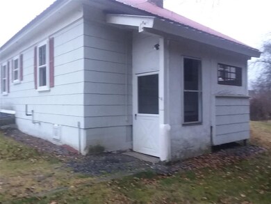 663 Old Center Rd, Saint Johnsbury, VT 05819 - photo 6