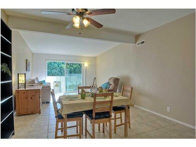 820 Encinitas Blvd unit 202, Encinitas, CA 92024 - photo 2