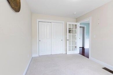 19 Furnival Rd, Nashua, NH 03064 - photo 4