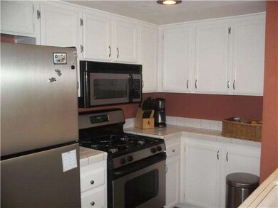 Nice size kitchen with lots of cabinets & upgraded