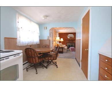 9 Stanton St, Saugus, MA 01906 - photo 7