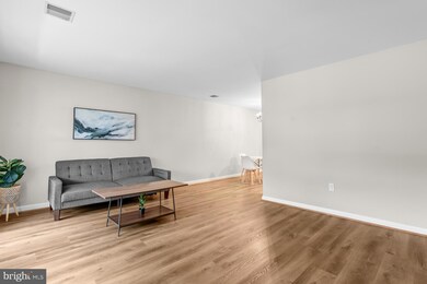 1511 W 8th St, Frederick, MD 21702 - photo 4