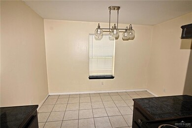2104 Kimberly Ln unit 3, Edinburg, TX 78541 - photo 4