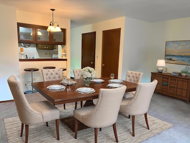 IMG_2737 - Dining Room - Standard - 1