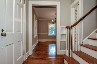 1110 E Broad St, Statesville, NC 28677 - photo 4