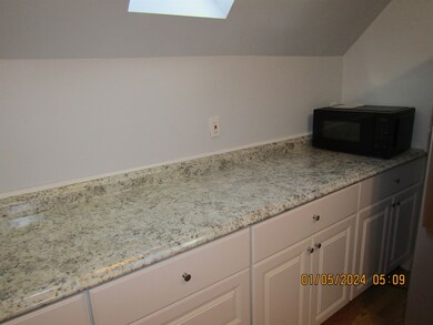 959 Hayward St unit 2, Manchester, NH 03103 - photo 7