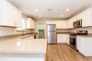 3907 W Davidson Ln, Phoenix, AZ 85051 - photo 6