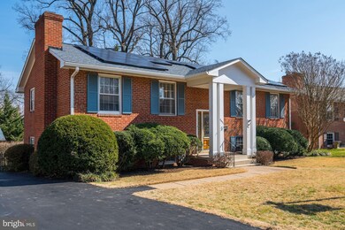 2621 Woodley Place, Falls Church, VA 22046 - photo 2