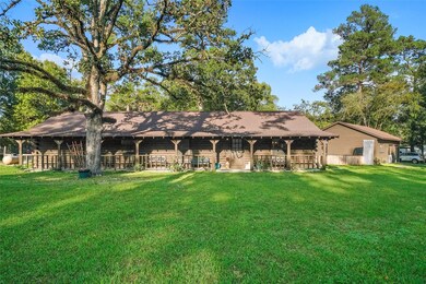 12049 Clark Ln, Conroe, TX 77385 - photo 3