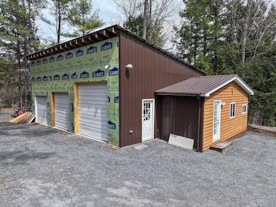 37 Fields Way work shop