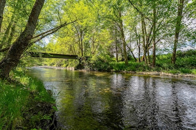 20541 Williams Hwy, Williams, OR 97544 - photo 3