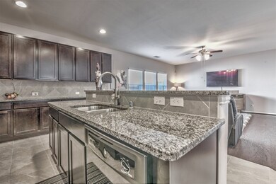 15411 Mirror Creek Dr, Humble, TX 77396 - photo 3