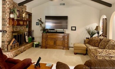 1212 Holly St, Ardmore, OK 73401 - photo 6