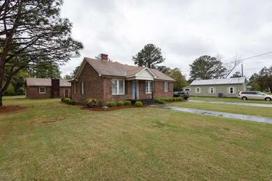 266 Sylvania St, Winterville, NC 28590 - photo 5