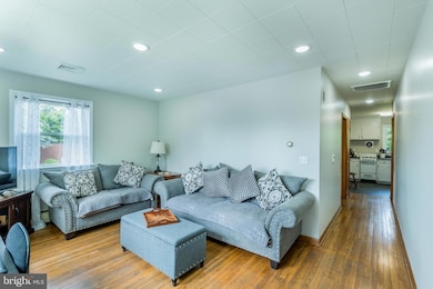 3518 Trindle Rd unit 1, Camp Hill, PA 17011 - photo 3