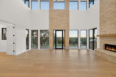 400 Emerald Way, Horseshoe Bay, TX 78657 - photo 4