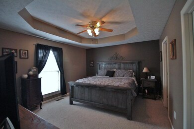 216 Warren Cir, Shelbyville, TN 37160 - photo 5