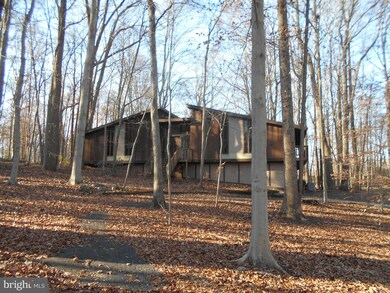 7310 Craftown Rd, Fairfax Station, VA 22039 - photo 2