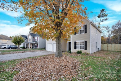 3514 Valerie Dr, Charlotte, NC 28216 - photo 4