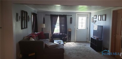 140 Monroe Ave, Findlay, OH 45840 - photo 4