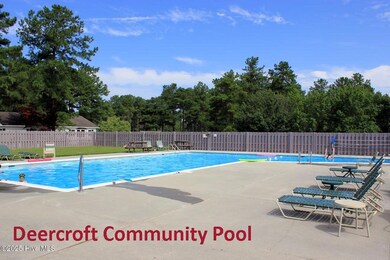 6 Deercroft Pool