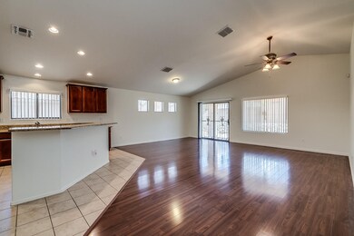 Dupont Way-10