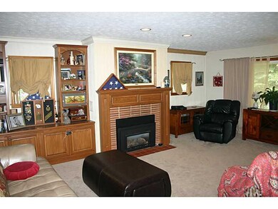 1407 W Us Highway 52, Fountaintown, IN 46130 - photo 4