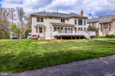 12721 Autumn Crest Dr, Herndon, VA 20171 - photo 4