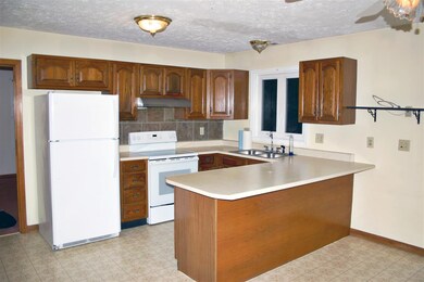 6 Kingston Way unit A, Hudson, NH 03051 - photo 2