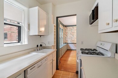 992 Memorial Dr unit 105, Cambridge, MA 02138 - photo 6