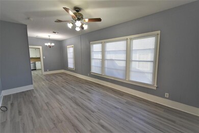 1510 N Grand Ave, Sherman, TX 75090 - photo 4
